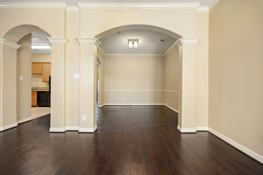 More Photos Of 12989 Bellaire Blvd, Houston Storefront For Sale