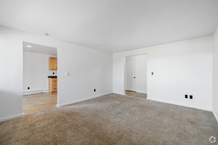 More Photos Of 10625 22nd Pl S, Seattle Apartments For Sale