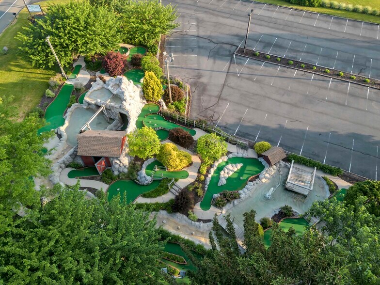 More Photos Of 3521 Sullivan Trl, Easton General Retail For Sale