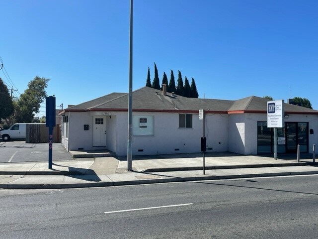 More Photos Of 966 W Winton Ave, Hayward Storefront Retail Residential For Sale