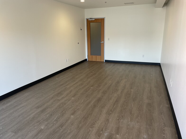 More Photos Of 1430 SE Water Ave, Portland General Retail For Lease