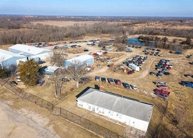 More Photos Of 176 4000 Rd, Coffeyville Auto Salvage Facility For Lease