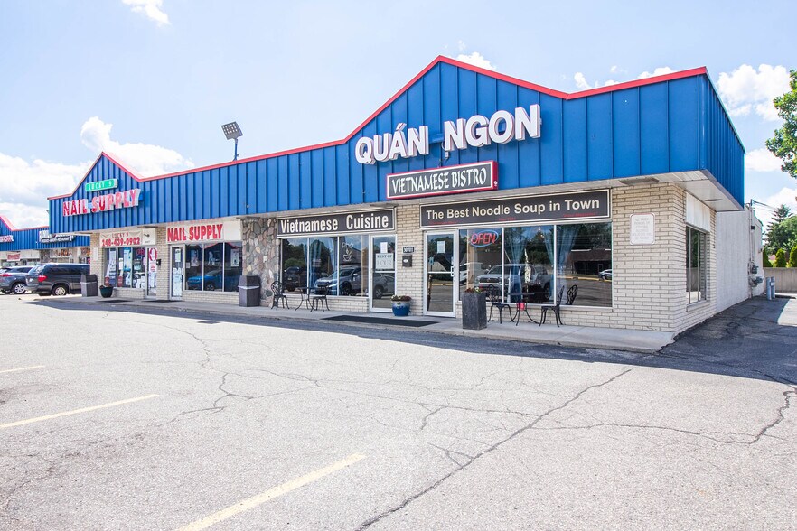 More Photos Of 30547-30701 Dequindre Rd, Madison Heights General Retail For Sale