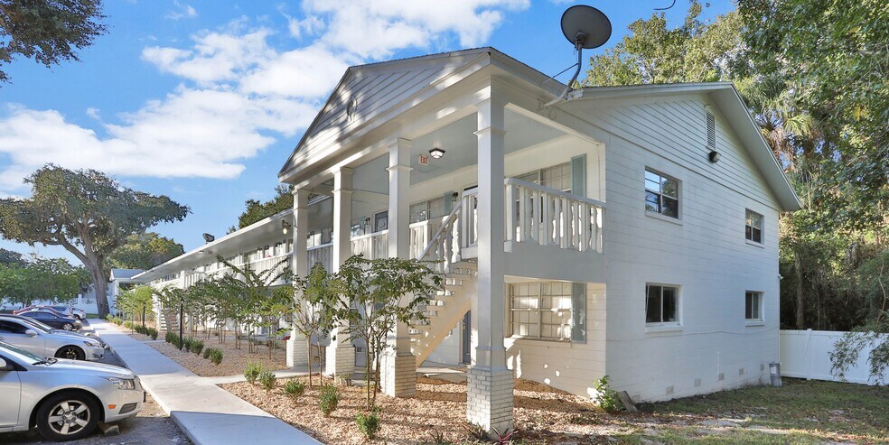 More Photos Of 1835 S Segrave St, South Daytona Apartments For Sale