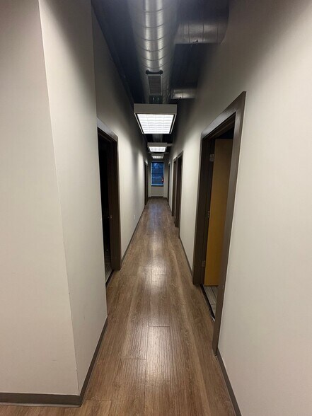 More Photos Of 1300 Hampton Ave, Saint Louis Office For Lease