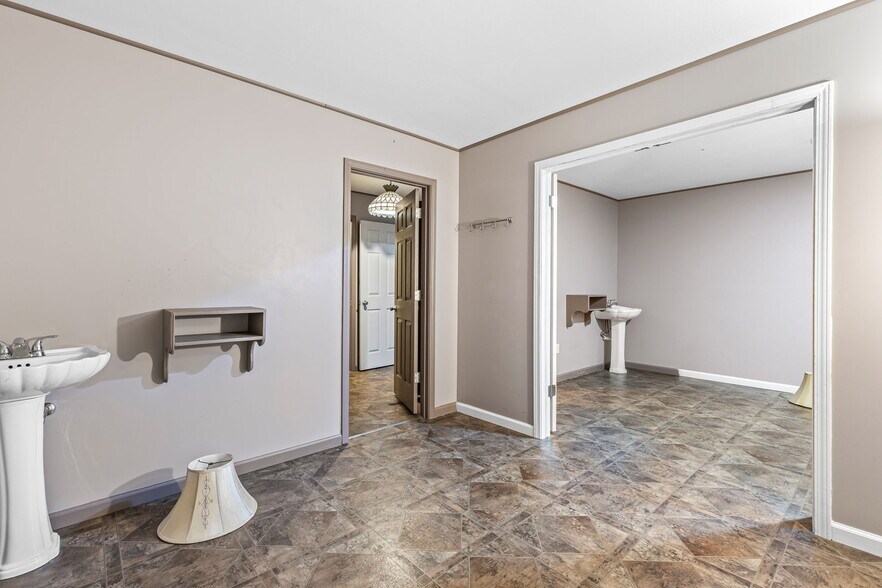 More Photos Of 47 N Allen St, Bonne Terre General Retail For Sale