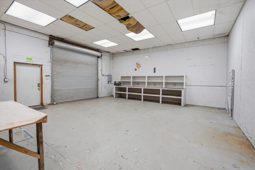 More Photos Of 13170 Lincoln Way, Auburn Office For Sale