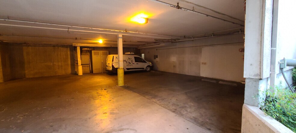 More Photos Of 7300 Healdsburg Ave, Sebastopol Office For Lease