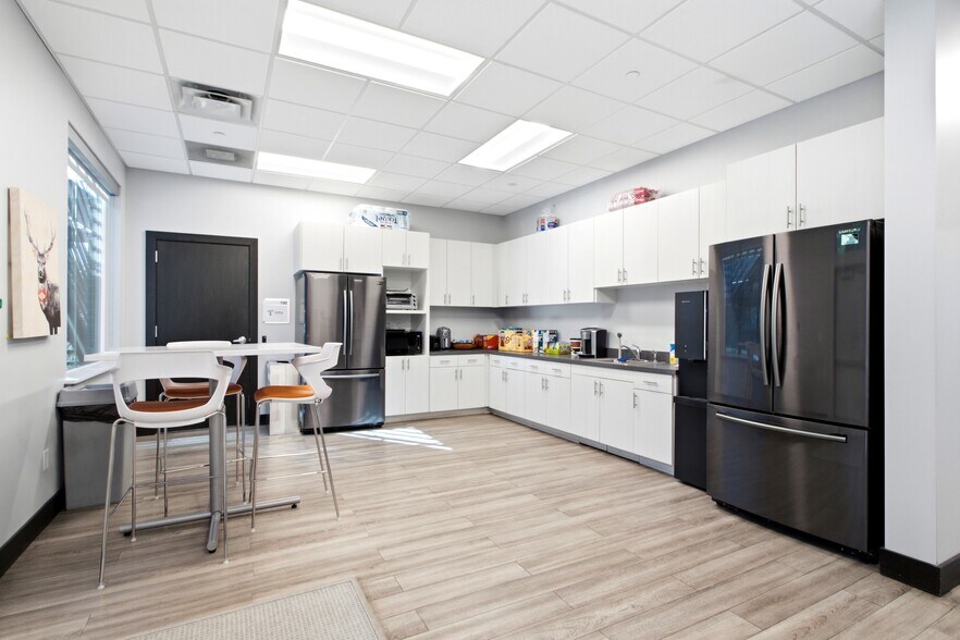 More Photos Of 11645 S 700 E, Draper Office For Lease