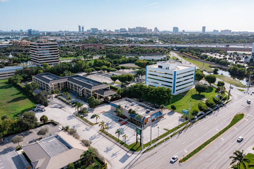 More Photos Of 1501 Belvedere Rd, West Palm Beach Office Residential For Lease