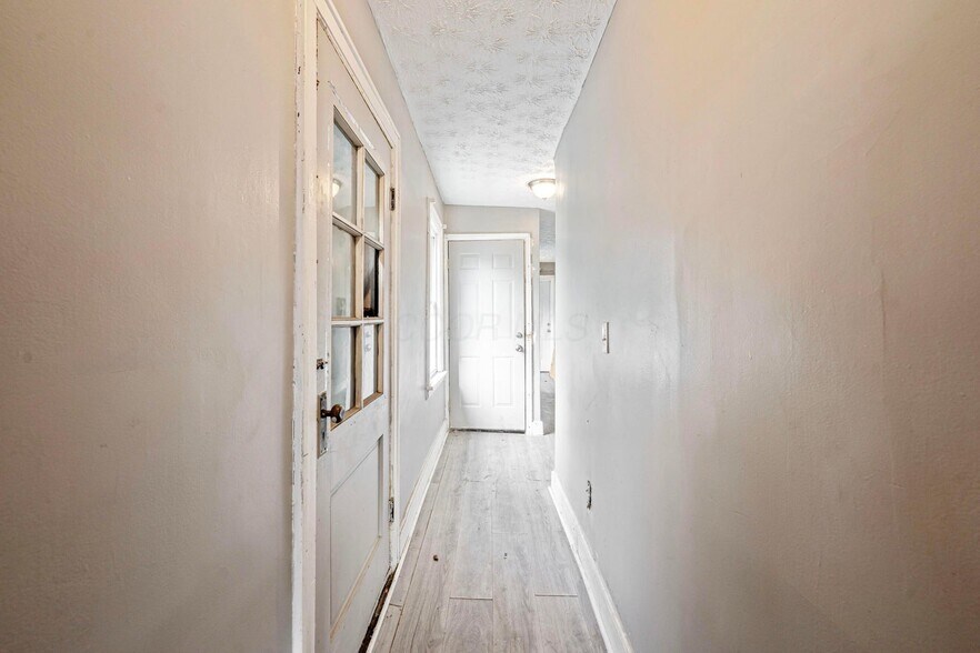 More Photos Of 1657 Sullivant Ave, Columbus Apartments For Sale