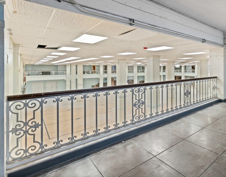 More Photos Of 3615 Euclid Ave, Cleveland Theater Concert Hall For Sale