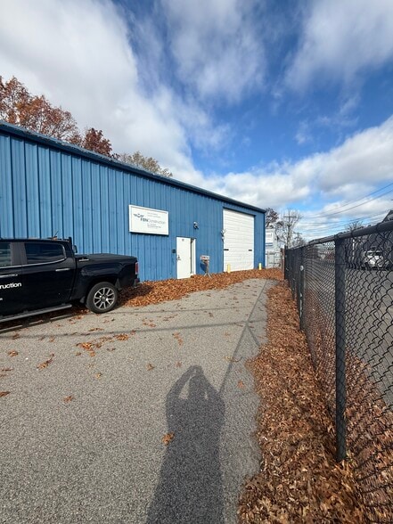 More Photos Of 17 Wolcott Ct, Boston Industrial For Lease