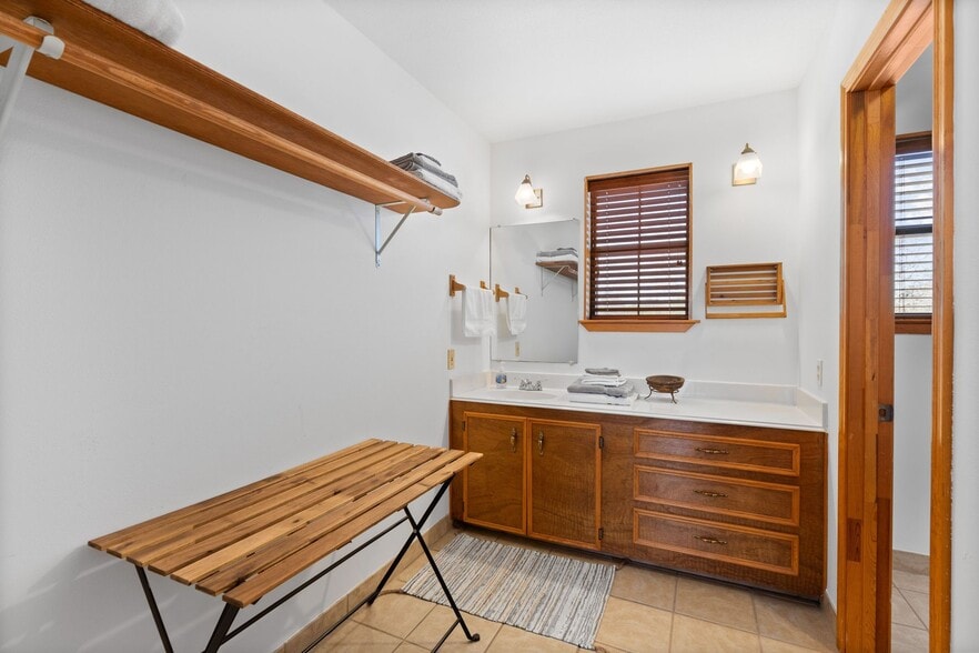 More Photos Of 5322 State Hwy 16 N, Bandera Hospitality For Sale