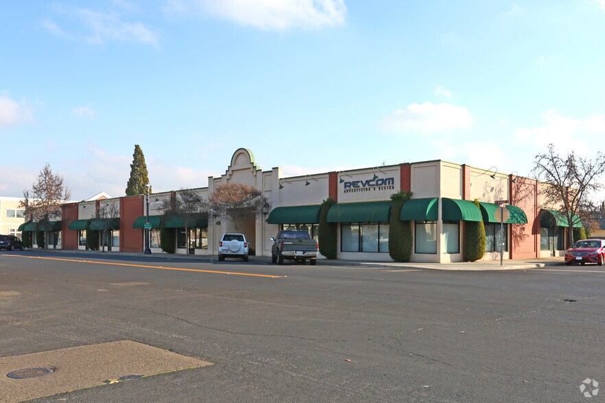 Primary Photo Of 400-420 Bullard Ave, Clovis Office For Lease