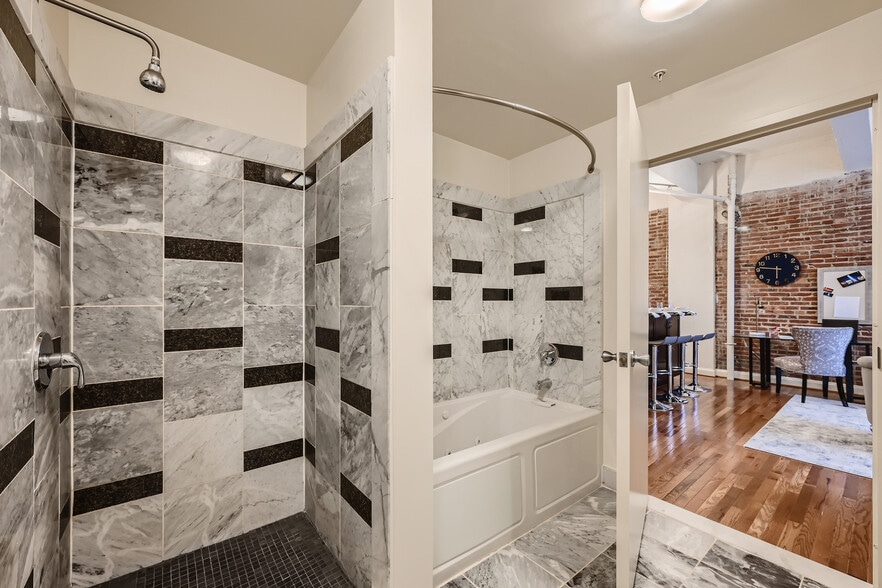 More Photos Of 311-313 W Baltimore St, Baltimore Apartments For Sale