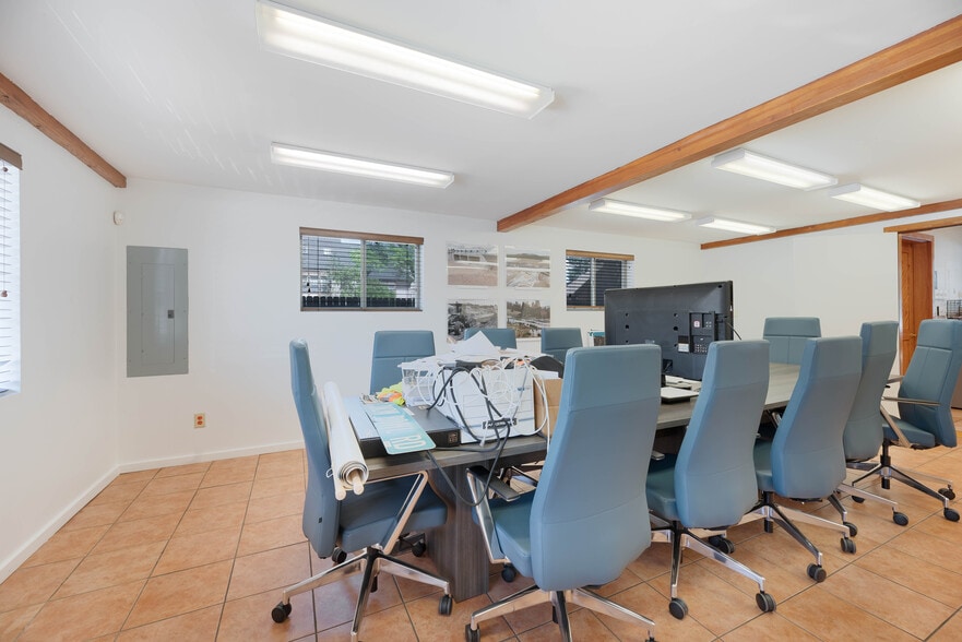 More Photos Of 515 N Beaver St, Flagstaff Loft Creative Space For Sale