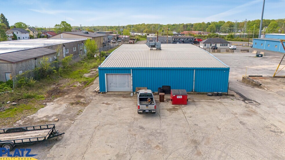 More Photos Of 3700 Oakwood Ave, Youngstown Manufacturing For Lease