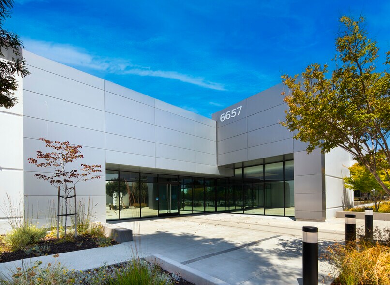 More Photos Of 6607-6657 Kaiser Dr, Fremont Light Manufacturing For Lease