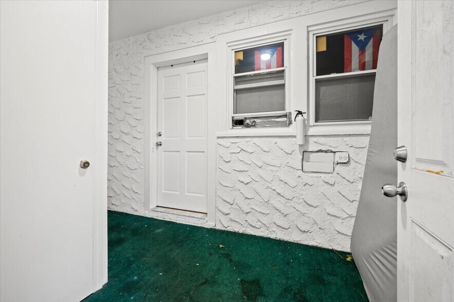 More Photos Of 95 Grant St, Rye Brook Multifamily For Sale