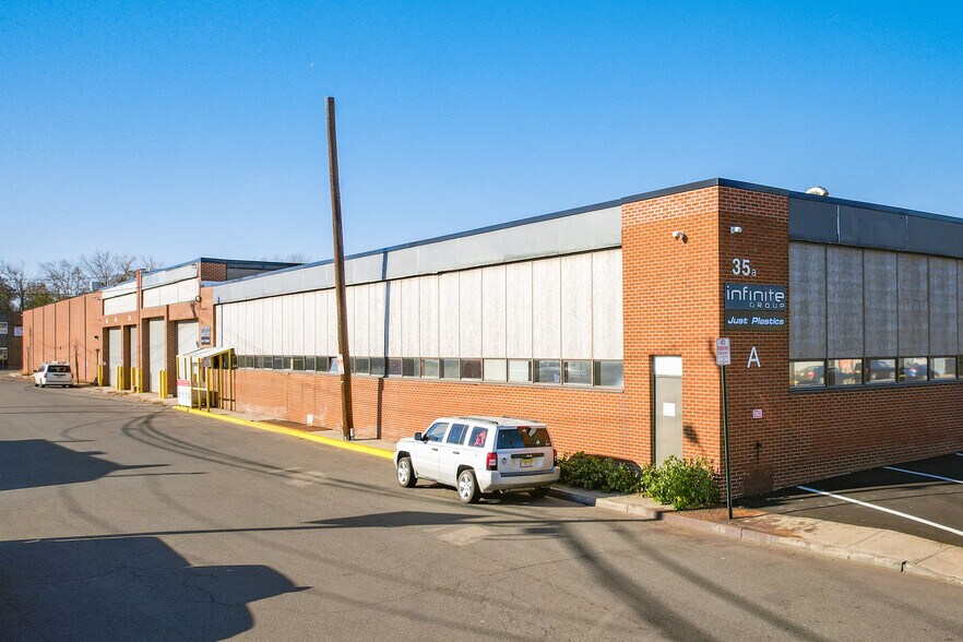 More Photos Of 35 Obrien St, Kearny Manufacturing For Lease