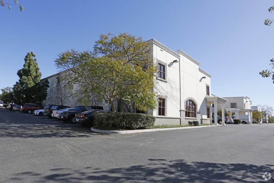 Primary Photo Of 1300 Pacific Ave, Oxnard Warehouse For Lease