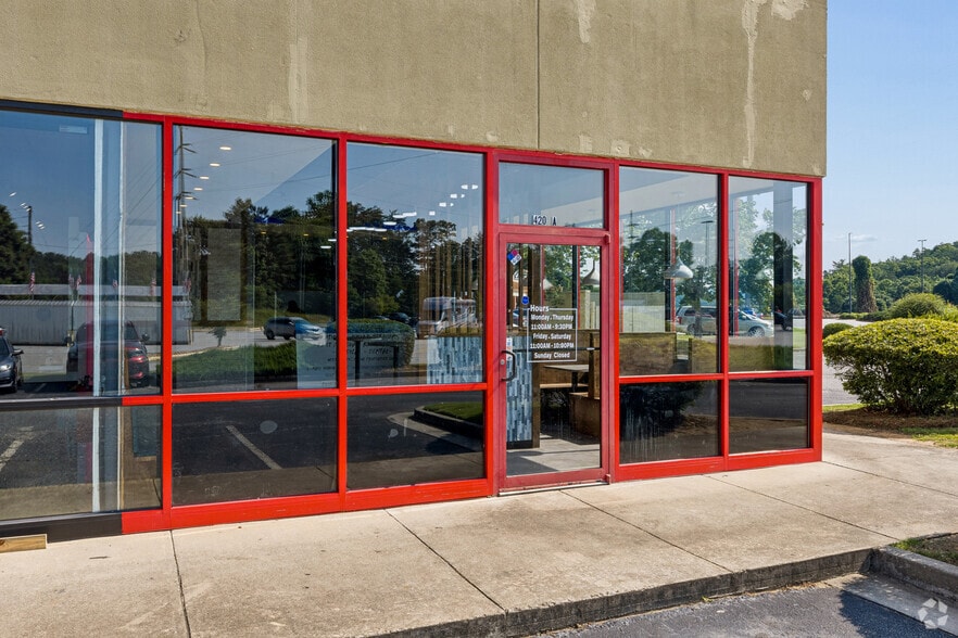 More Photos Of 420 Walmart Way, Dahlonega Storefront For Lease