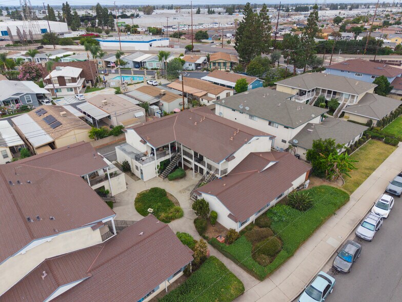 More Photos Of 12561 Camus Ln, Garden Grove Apartments For Sale