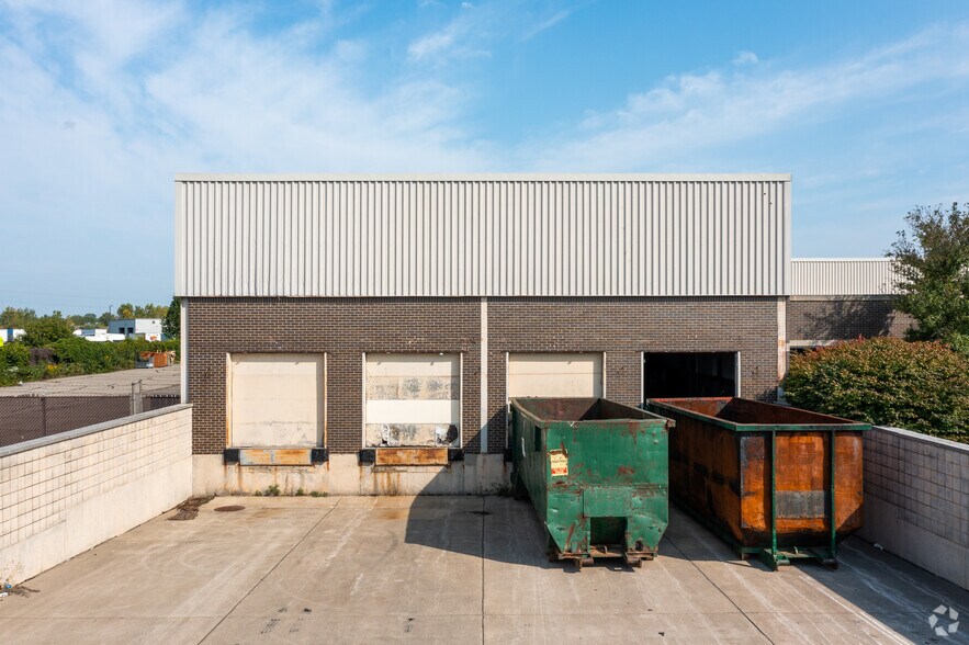 More Photos Of 12700 Reeck Rd, Southgate Warehouse For Lease