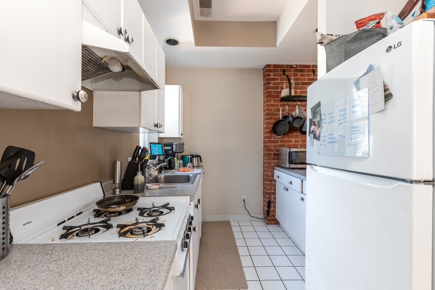 More Photos Of 158 Park St, Buffalo Apartments For Sale