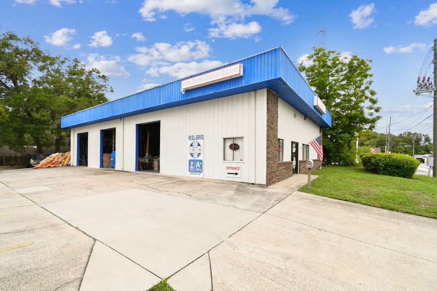 More Photos Of 1220 N Ronald Reagan Blvd, Longwood Freestanding For Sale