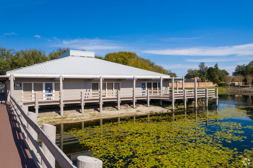 More Photos Of 2901 W Busch Blvd, Tampa Unknown For Lease