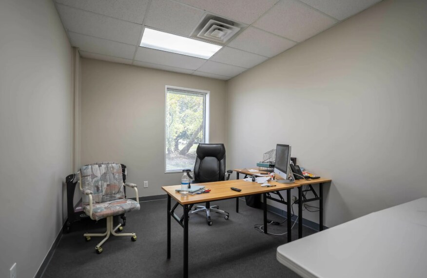 More Photos Of 1860-1878 Star Batt Dr, Rochester Hills Warehouse For Lease