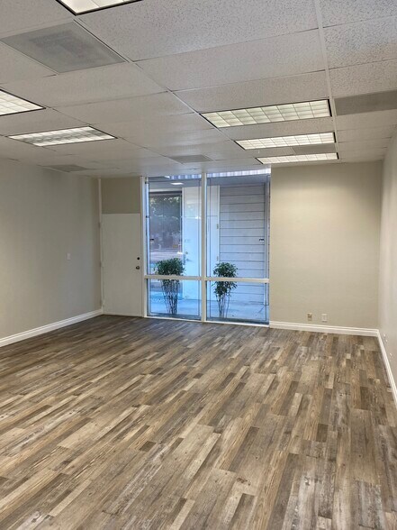 More Photos Of 123 N Stevenson St, Visalia Medical For Lease