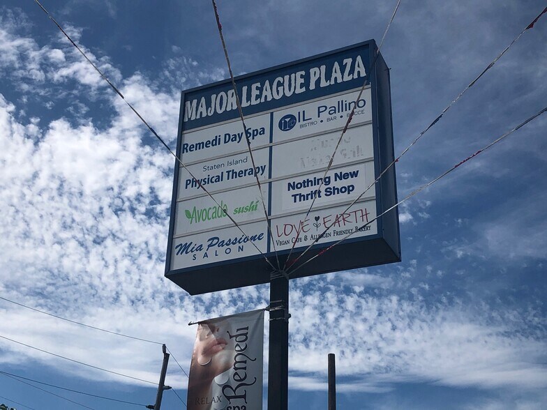 More Photos Of 4916 Arthur Kill Rd, Staten Island Storefront Retail Office For Lease