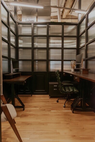 More Photos Of 14 Erb St W, Waterloo Coworking Space