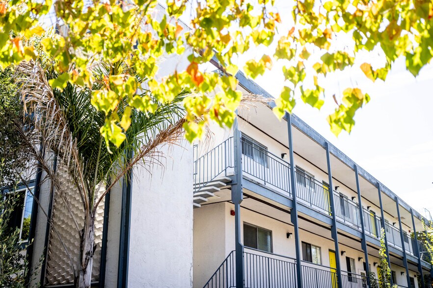 More Photos Of 2120 Grant St, Berkeley Apartments For Sale