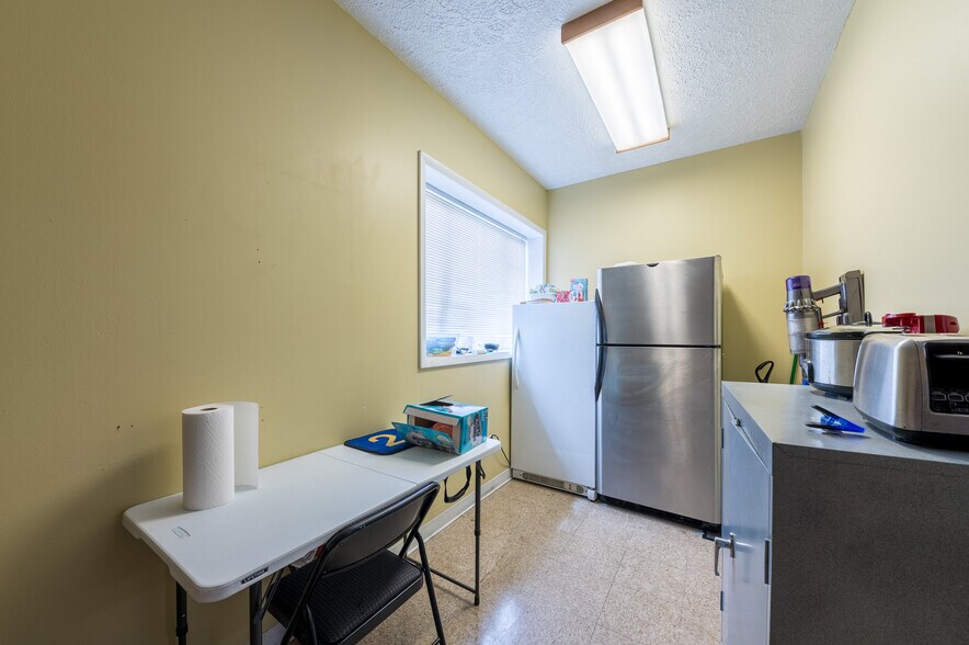 More Photos Of 325 Connellsville St, Uniontown Daycare Center For Sale