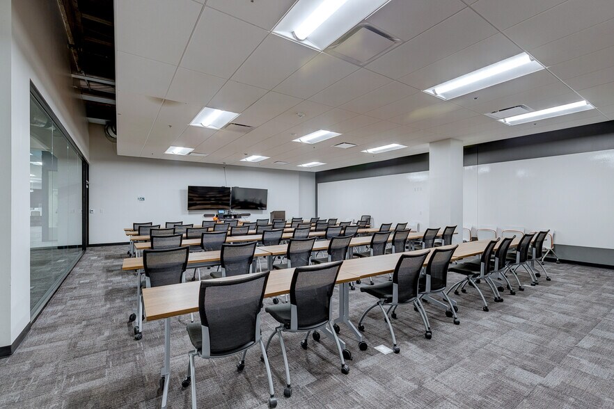 More Photos Of 3634 S Maryland Pky, Las Vegas Office For Lease