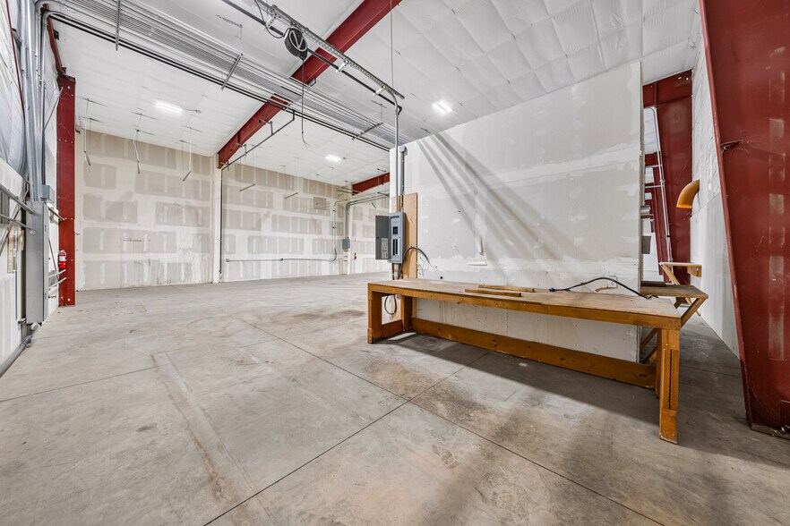 More Photos Of 188 Salmon Way, White City Industrial For Sale