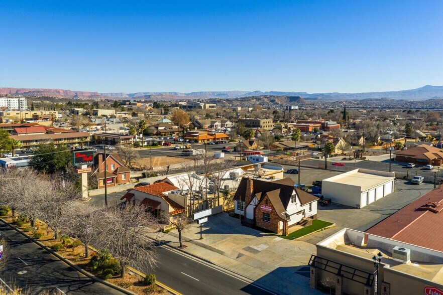 More Photos Of 328 E St George Blvd, St George Freestanding For Lease