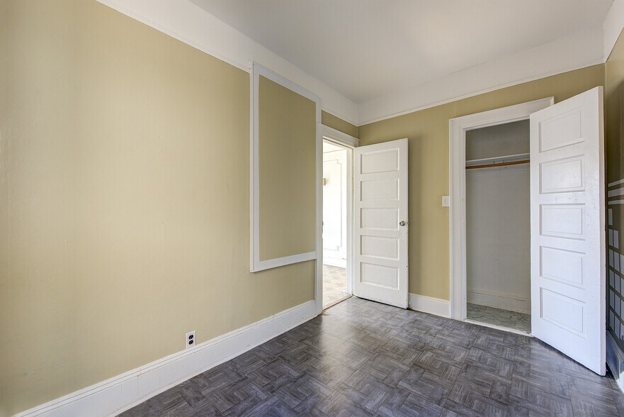 More Photos Of 1701 Gates Ave, Ridgewood Apartments For Sale
