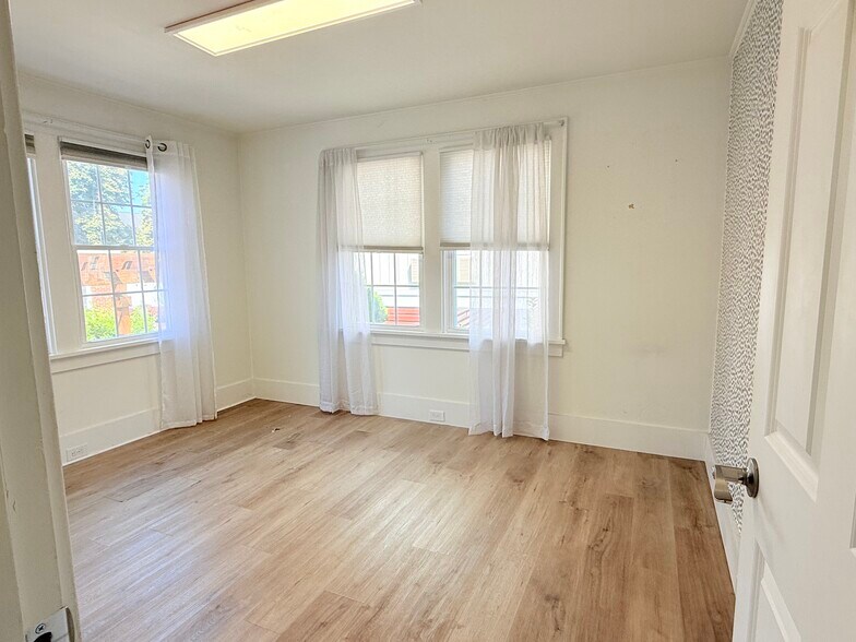 More Photos Of 155 Greenwood Ave, Bethel Unknown For Lease