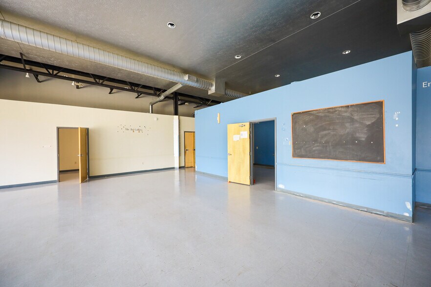 More Photos Of 2052-2070 Romig Rd, Akron Storefront For Sale