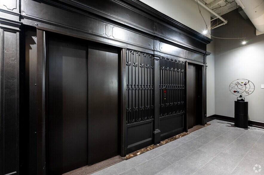 More Photos Of 241 N Pennsylvania St, Indianapolis Loft Creative Space For Lease