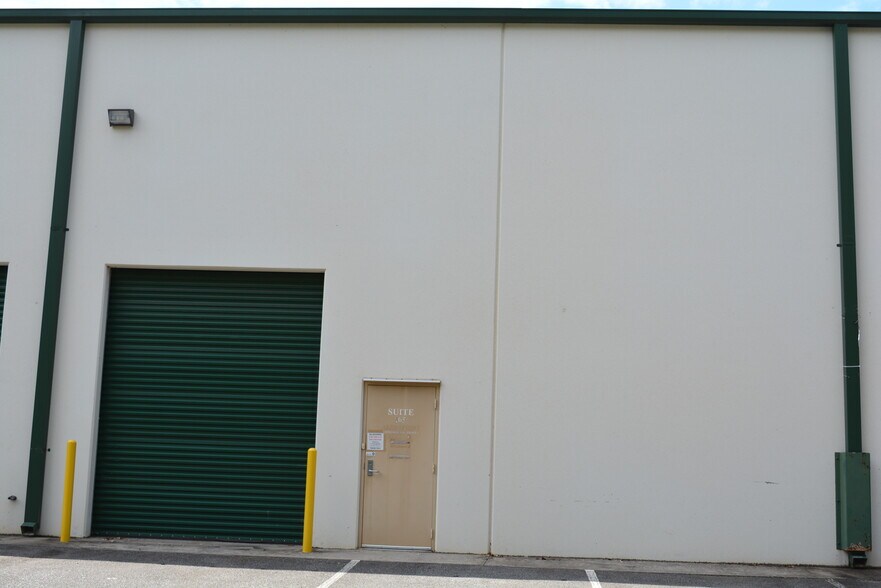 More Photos Of 2125 Barrett Park Dr NW, Kennesaw Office For Lease