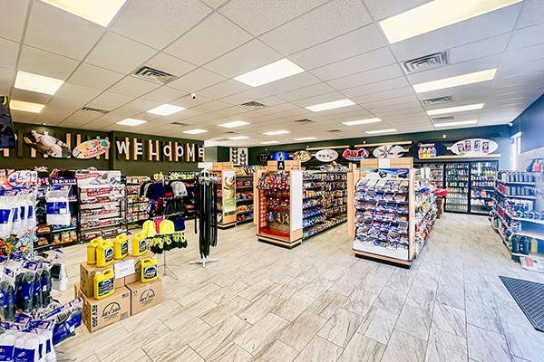 More Photos Of 7532 Hacks Cross Rd, Olive Branch Truck Stop For Sale