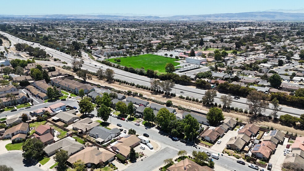 More Photos Of 417 Tiffany Dr, Santa Maria Apartments For Sale