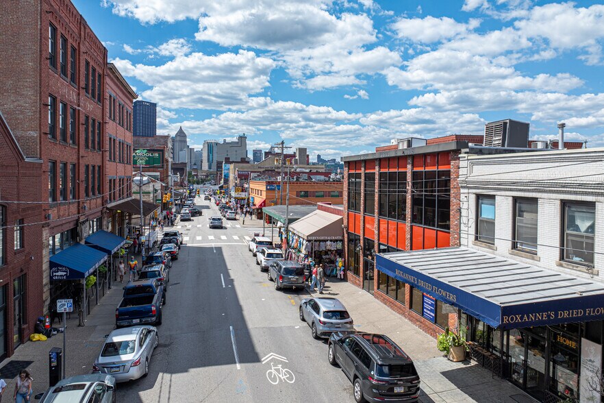 More Photos Of 2111 Penn Ave, Pittsburgh Storefront Retail Office For Lease