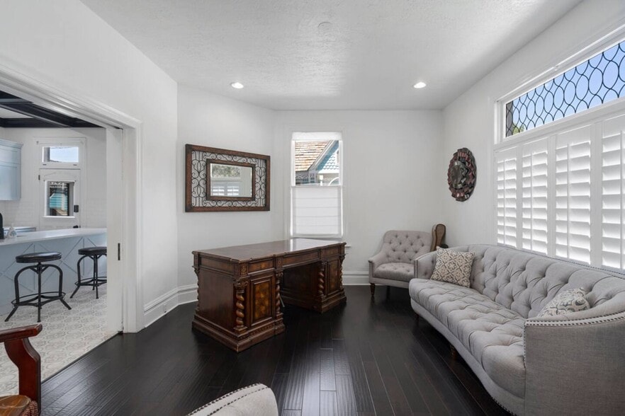 More Photos Of 209 N 400 W, Provo Office For Sale